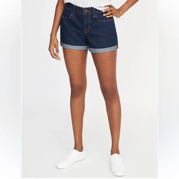 Old Navy Mid Rise Cuffed Dark Denim Shorts 3” Inseam Semi Fitted Stretch Size 6 - Picture 9 of 9